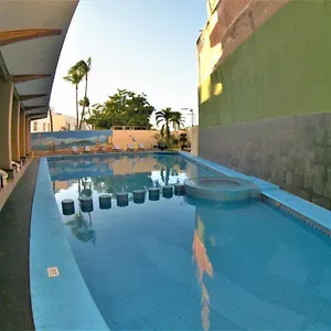 playa-bonita.mazatlan-hotels.com/