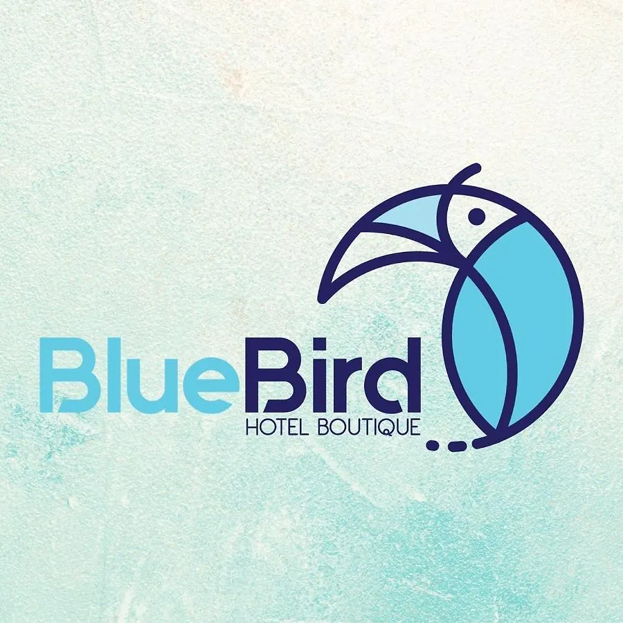 ホテル Blue Bird バカラル